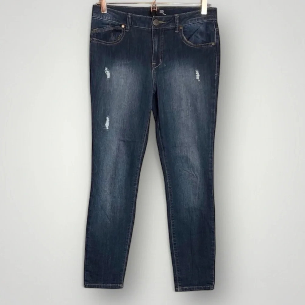 𝅺1822 Denim Stitch Fix Jeans Distressed Skinny Stretch Dark Wash 27 Inch Inseam - Picture 2 of 10